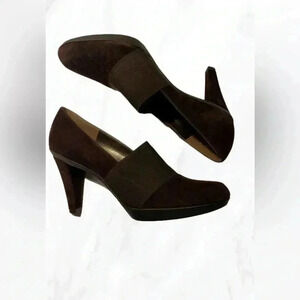 Like new Stuart Weitzman “bando” chocolate  suede platform leather heels 8